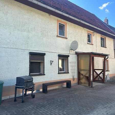 Villa Monteurshaus Im Leipziger Suede Naehe A38 Exterior foto